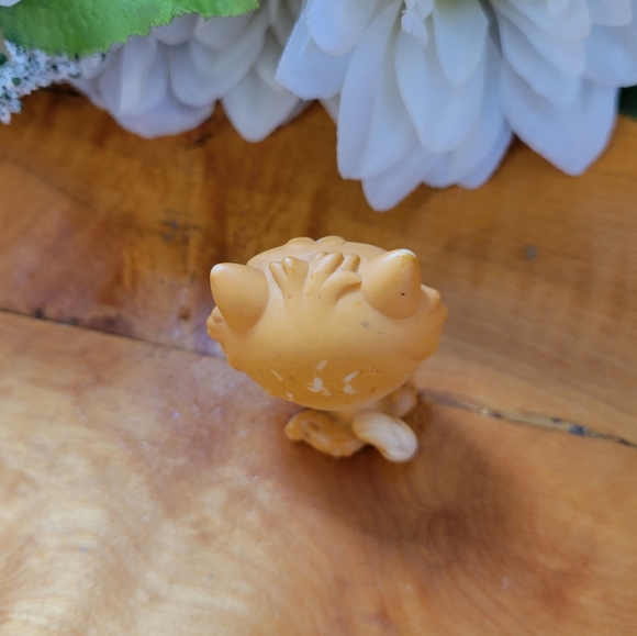 Littlest Pet Shop LPS #117 Chow Chow Dog Orange Brown Blue Eyes Hasbro 2005 - Picture 5 of 9